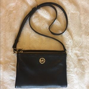 Michael kors double zip crossbody